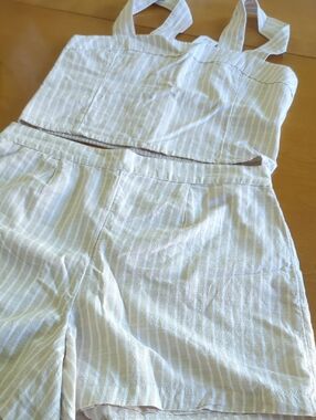 Abercrombie & Fitch Striped Beige and White Tank And Shorts Set